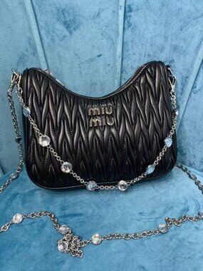 ❤️Miu miu pleated crystal chain bag